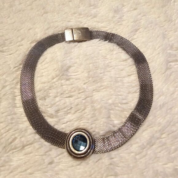 Silver Mesh Bracelet with Blue Stone And Magnetic Clasp. 13.5" Length - Picture 1 of 5